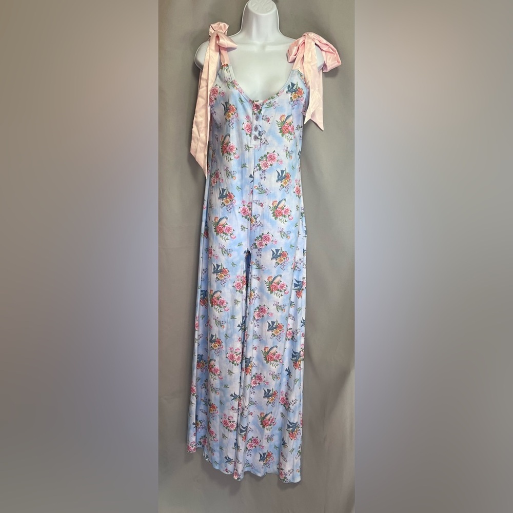 Dolls Sugarโ thrillz pastel bird ribbed flared jumpsuit Sz Large NWOT